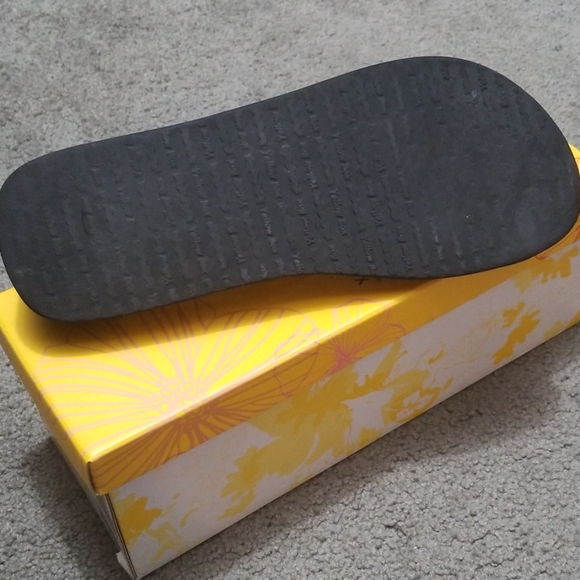 Yellow Box Black Rhinestone Flip-Flops - Picture 2 of 6